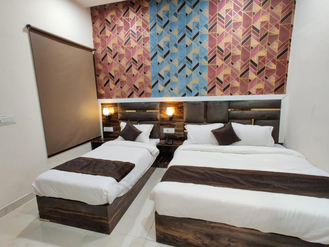 Hotel Gs Amritsar 200 Mtr From Golden Temple 外观 照片