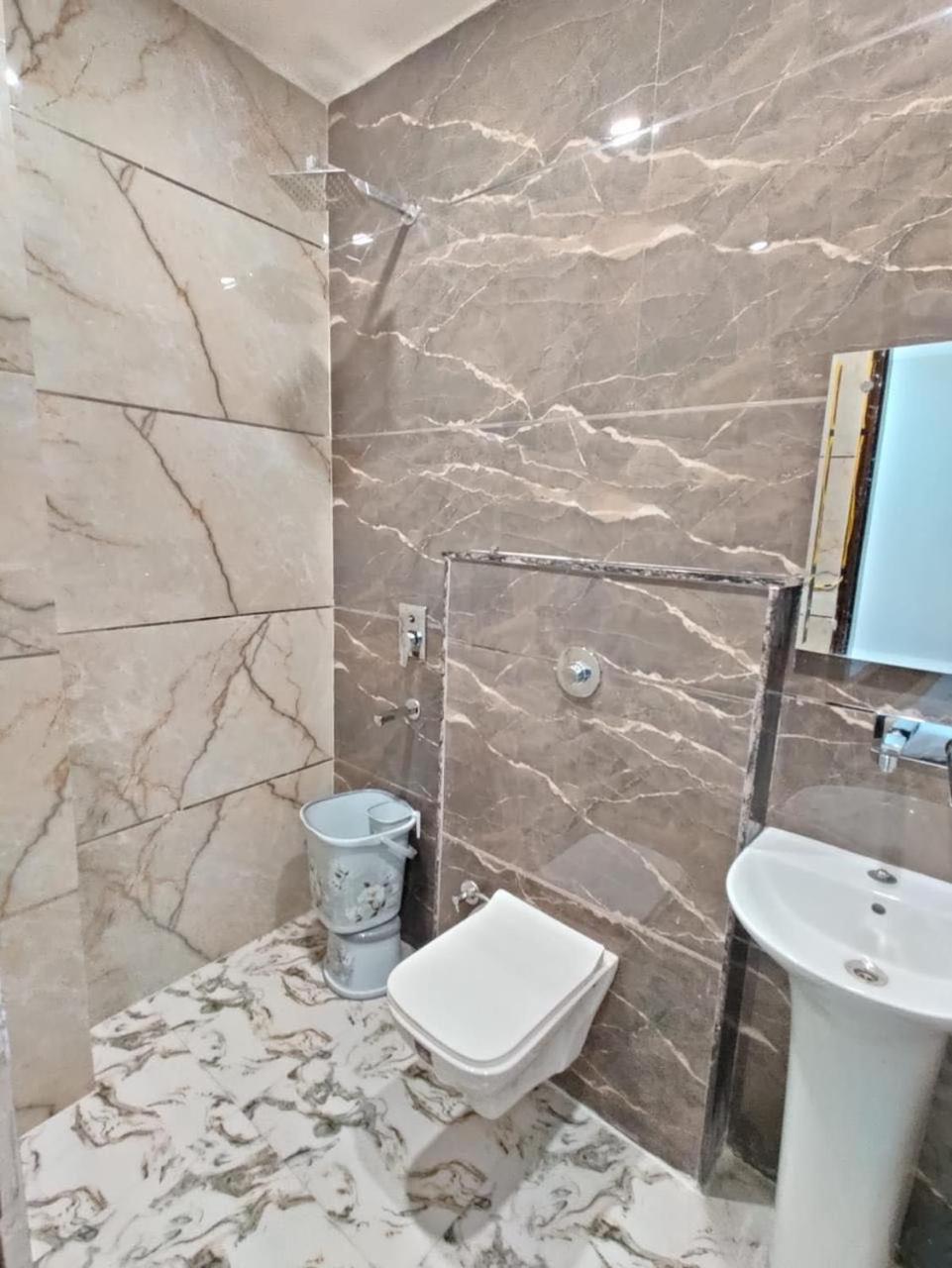 Hotel Gs Amritsar 200 Mtr From Golden Temple 外观 照片